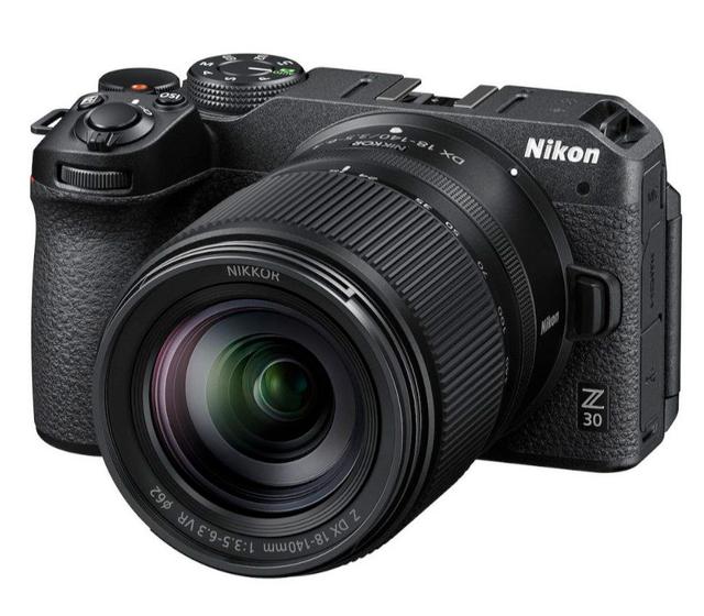Беззеркальный фотоаппарат Nikon Z30 Kit 18-140mm f/3.5-6.3 VR DX