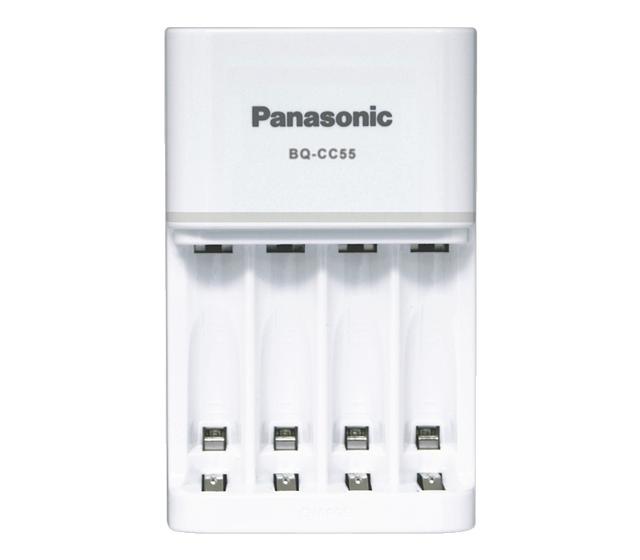 Зарядное устройство Panasonic Smart & Quick BQ-CC55E (АА / ААА)