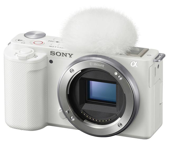 Беззеркальный фотоаппарат Sony ZV-E10 Body, белый