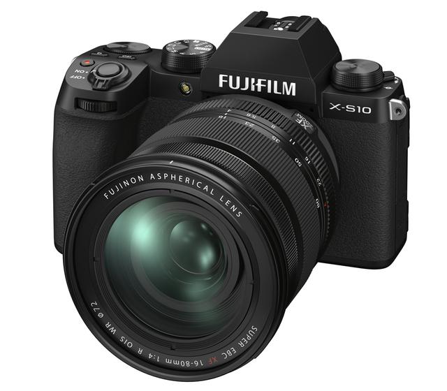 Беззеркальный фотоаппарат Fujifilm X-S10 Kit 16-80mm f/4 WR