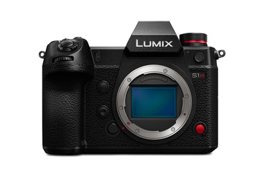Беззеркальный фотоаппарат Panasonic Lumix DC-S1H Body купить в наличии официального магазина по выгодной цене YARKIY.RU