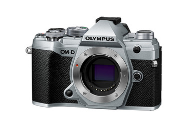 Беззеркальный фотоаппарат Olympus OM-D E-M5 Mark III Body серебристый