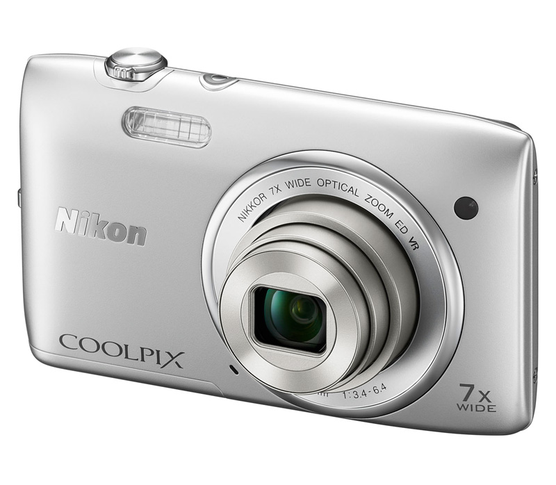 Компактный фотоаппарат Nikon Coolpix S3500 серебристый