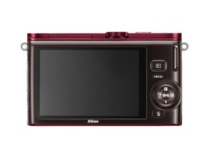 Беззеркальный фотоаппарат Nikon 1 J3 Kit + 10-30/3,5-5,6 VR красный