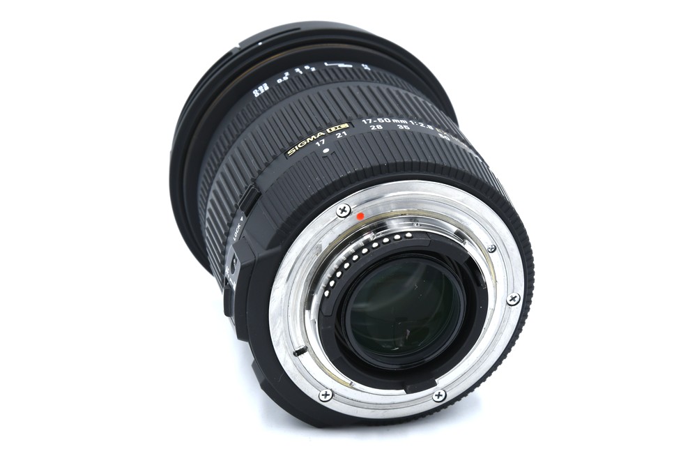 Объектив SIGMA 17-50mm f/2.8 EX DC OS for Nikon (состояние 5)