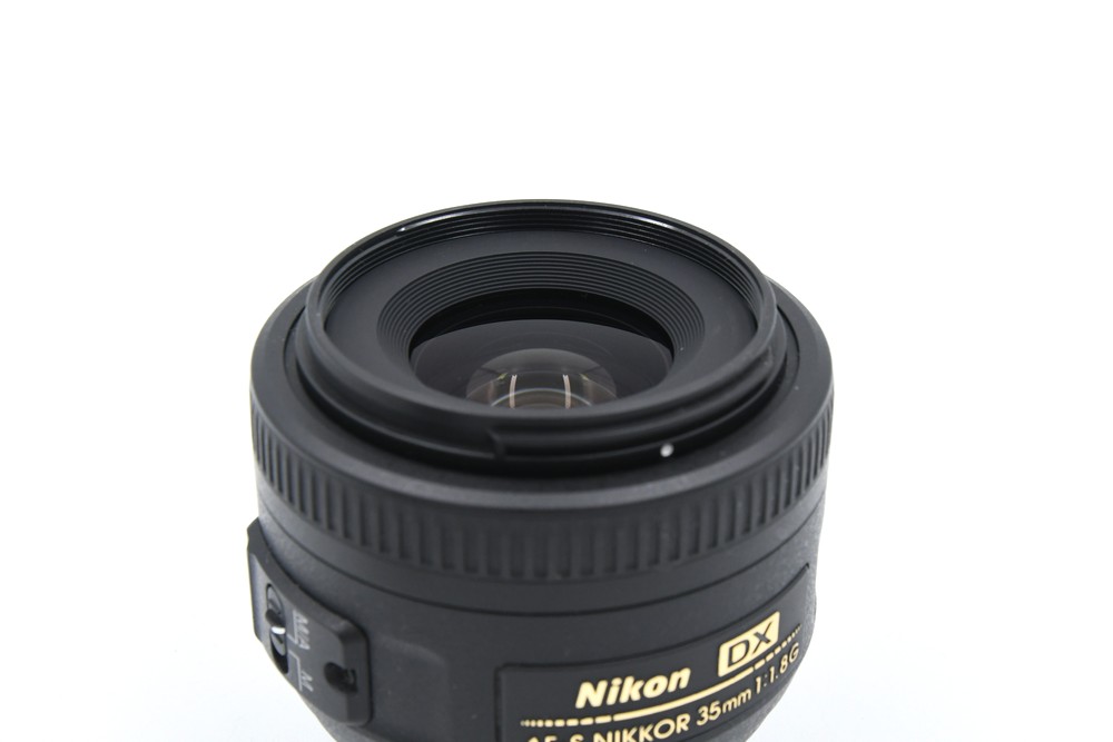 Объектив NIKON Nikkor AF-S DX 35mm f/1.8G (состояние 5)