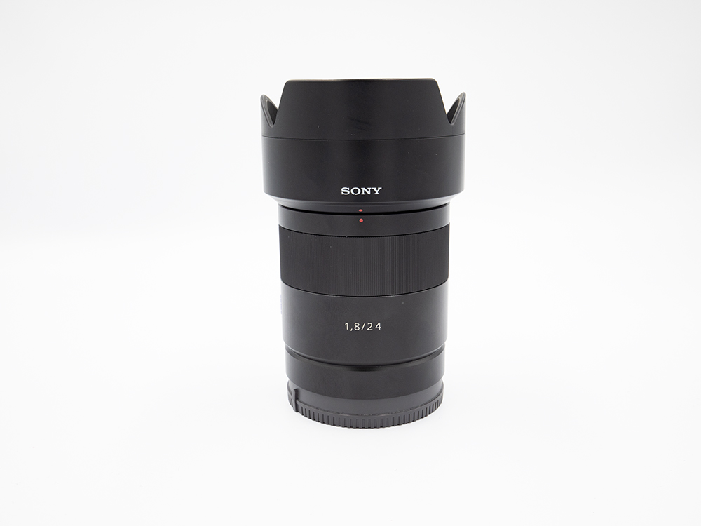 SONY 24mm f/1.8 Zeiss Sonnar  (..  5)