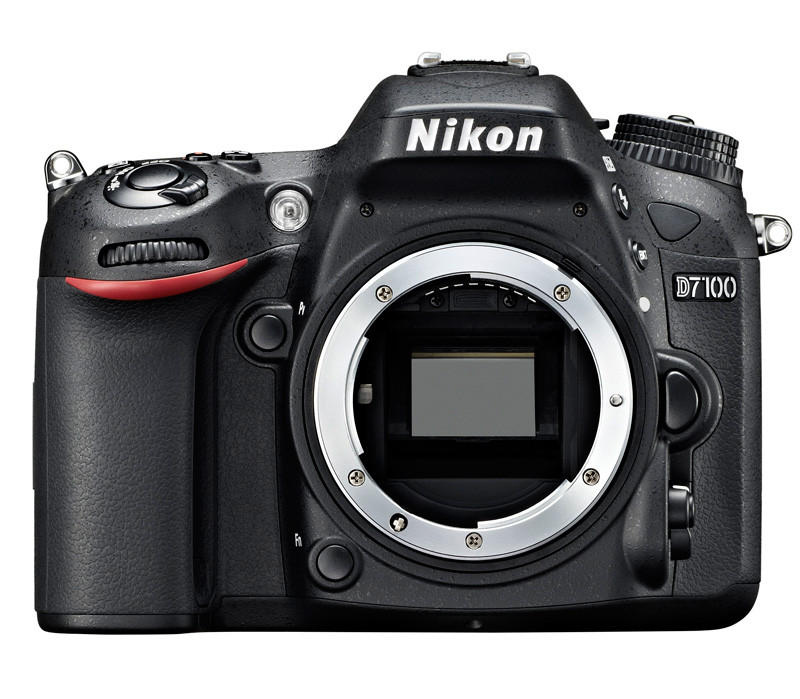 Зеркальный фотоаппарат Nikon D7100 Body + салфетка в подарок!