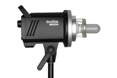 Комплект студийного света Godox MS200-F, 2х200 Дж