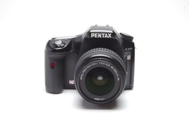 Pentax K200D + 18-55 DA