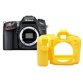 Зеркальный фотоаппарат Nikon D7100 Body + чехол Discovered желтый