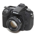 Зеркальный фотоаппарат Nikon D7000 body + чехол Discovered
