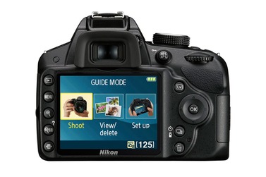 Зеркальный фотоаппарат Nikon D3200 Kit 18-55 AF-S DX G VR + чехол Discovered