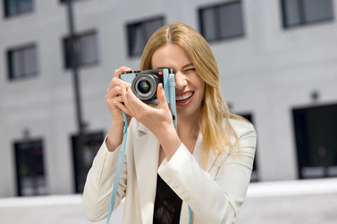 Чехол Leica Protector для Q2, натуральная кожа, голубой