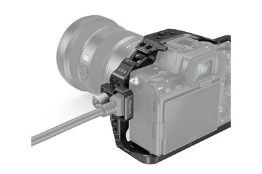 Клетка SmallRig 3180 для Sony A7S III, с фиксатором кабеля