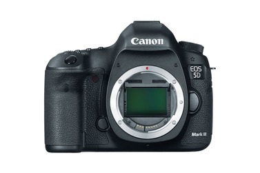 Зеркальный фотоаппарат Canon EOS 5D Mark III Kit + EF 50mm f/1.8 II