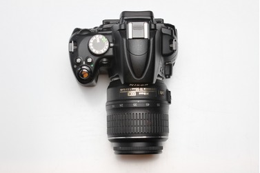 Nikon D5000 + 18-55/3.5-5.6G VR