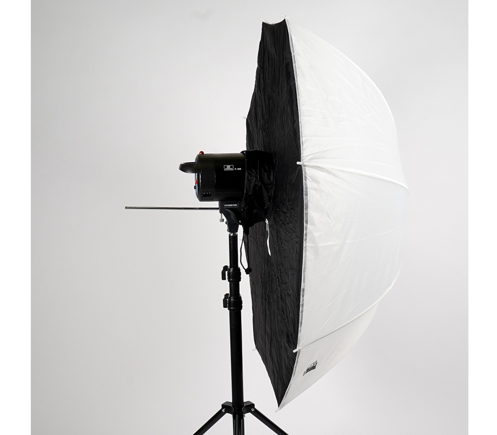 Фотозонт FST UTB-105, 105 см, просветной, с черным задником