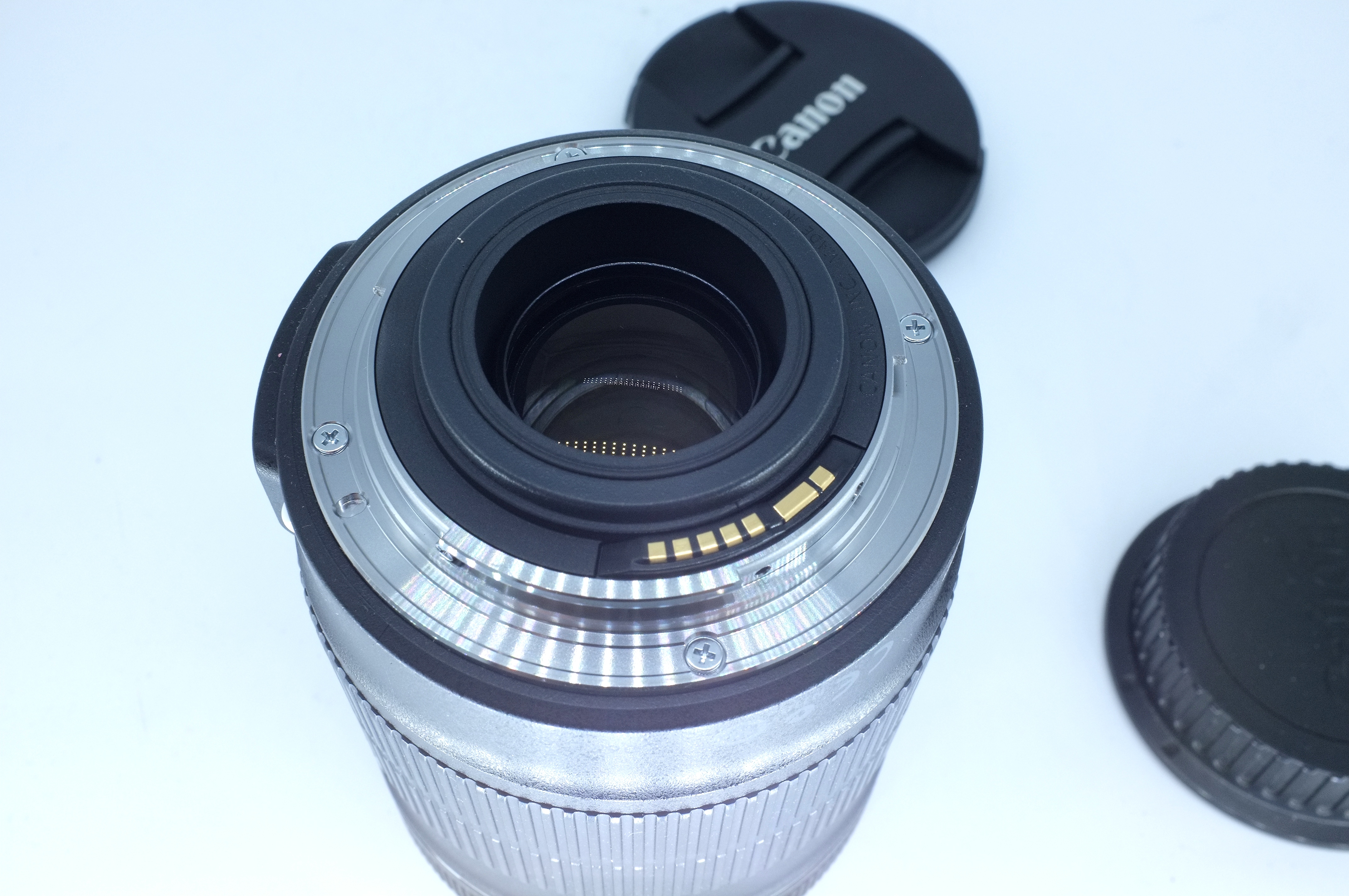 Объектив Canon EF-S 18-135mm f/3.5-5.6 IS (б/у, состояние 5) от Яркий Фотомаркет