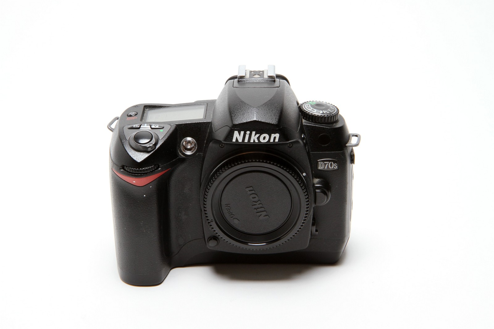 Nikon D70S body (б.у, состояние 4)