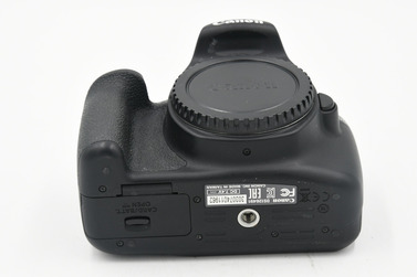 Зеркальный фотоаппарат Canon EOS 1200D Body (б.у. состояние 5)