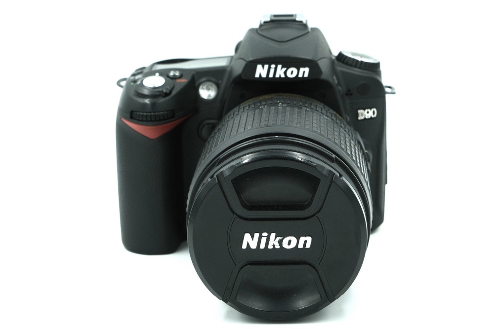 Зеркальный фотоаппарат Nikon D90 + Nikkor 18-105/3,5-5,6 G ED VR (состояние 5-) от Яркий Фотомаркет