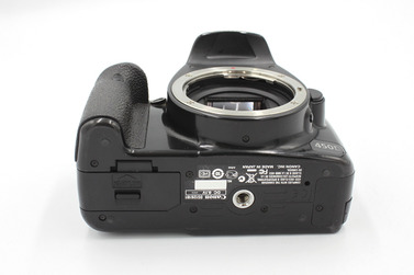 Зеркальный фотоаппарат Canon EOS 450D (б.у. состояние 3)