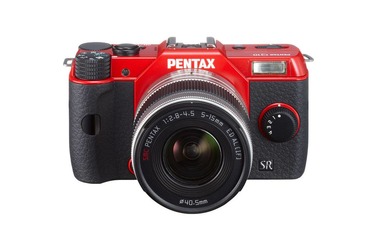 Беззеркальный фотоаппарат Pentax Q10 Kit + 5-15mm красный