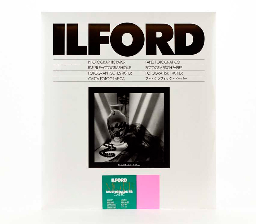 Фотобумага Ilford Multigrade FB Classic 24 x 30.5 см, глянцевая, 10 листов