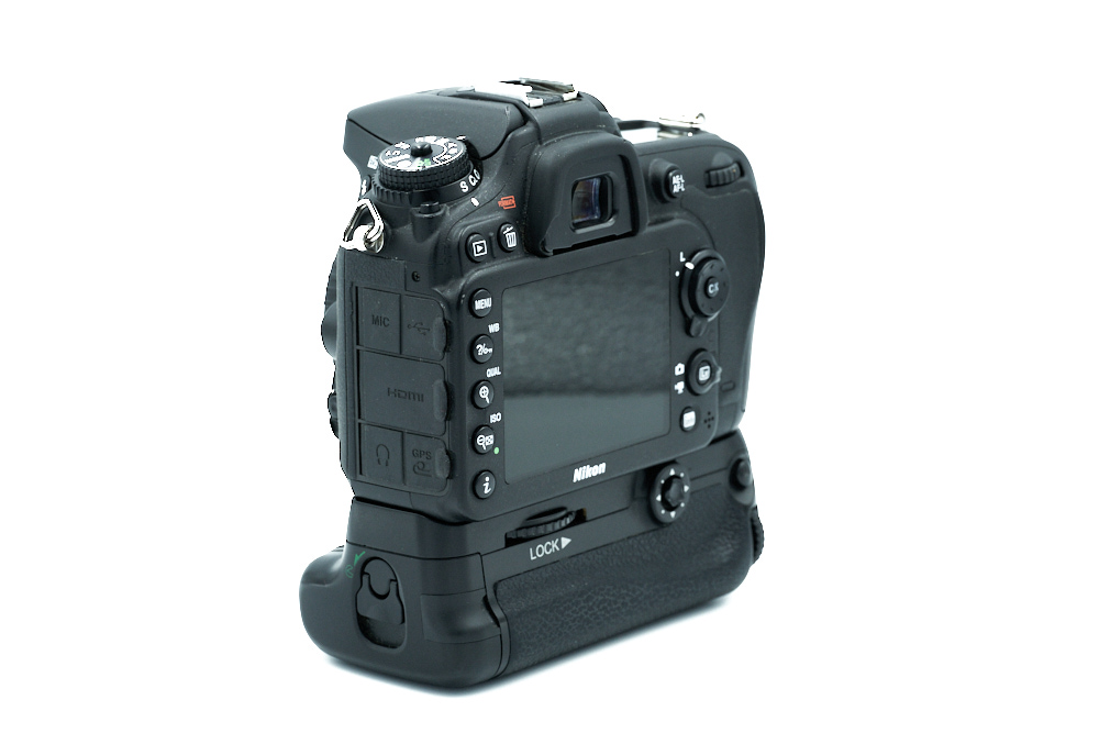 Фотоаппарат Nikon D7100 body (б.у. состояние 5-)