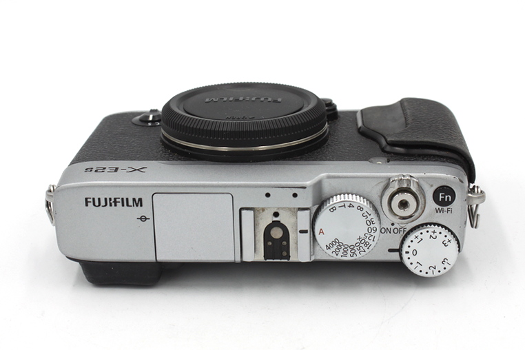 Фотоаппарат Fujifilm X-E2s Body Silver (б.у. состояние 4-)