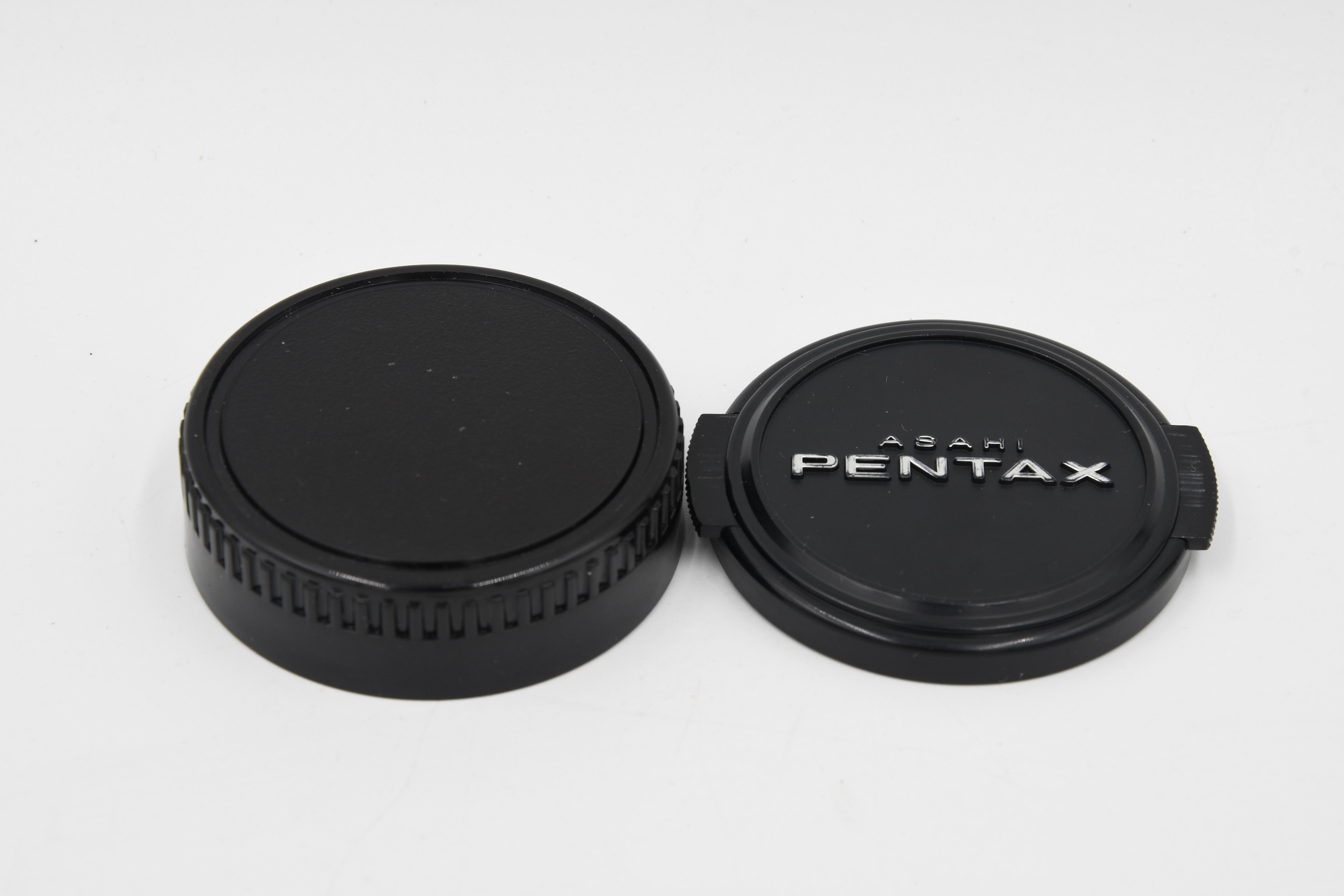 Объектив Pentax «SMC Pentax-M 4/20mm» - полнокадровый сверхширокоугольный ультракомпактный (состояние 5)