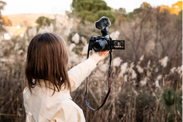 Беззеркальный фотоаппарат Canon EOS R7 Body