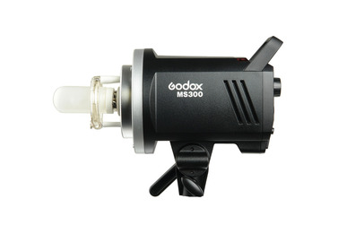 Комплект студийного света Godox MS300-F, 2х300 Дж