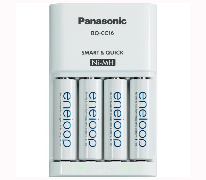 Зарядное устройство Panasonic Smart & Quick + 4 Eneloop АА 1900 мАч (K-KJ16MCC40E)