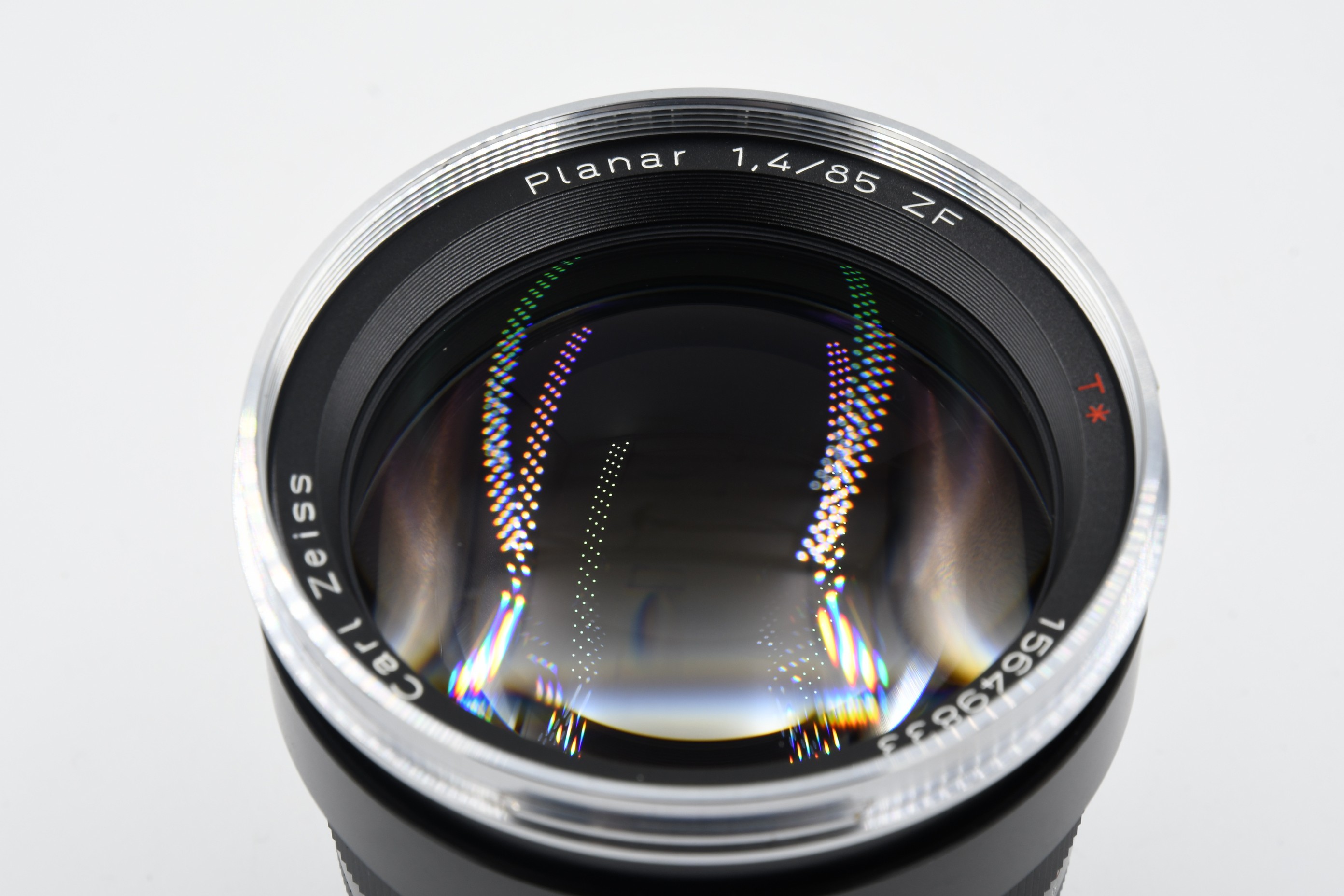 Объектив Zeiss Planar 85/1.4 T* ZF for Nikon F (б.у. состояние 5)