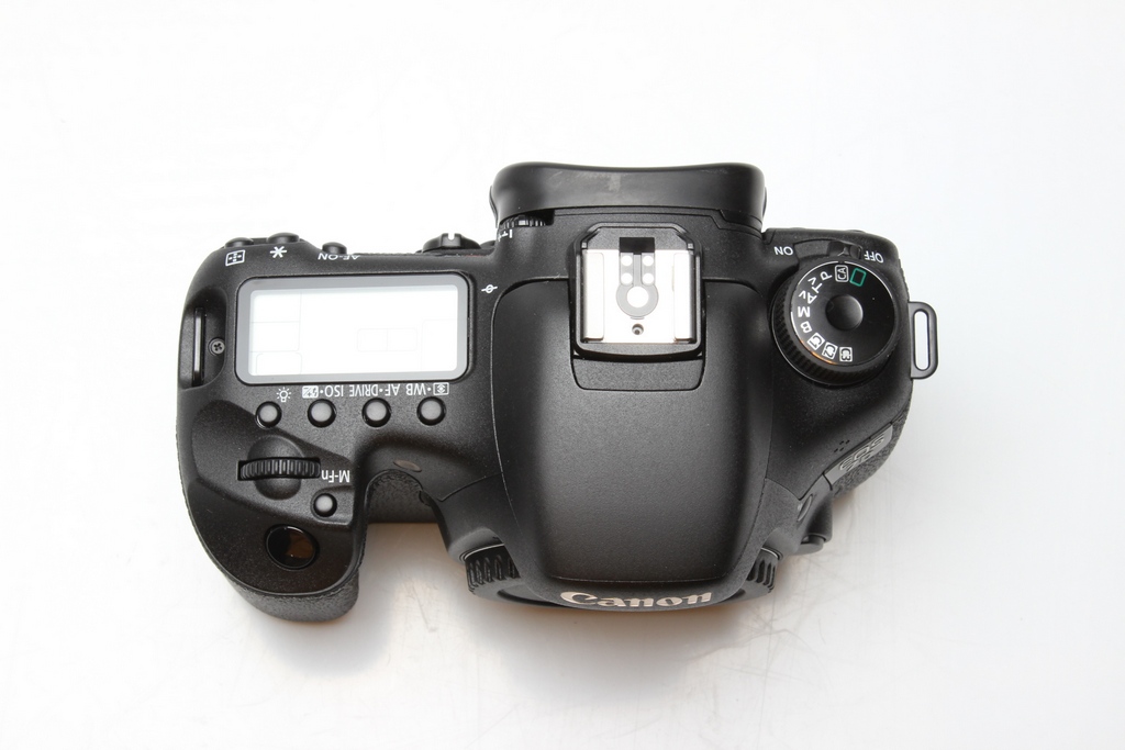 Canon EOS 7D Body (б.у, состояние 5-)