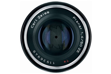 Объектив Zeiss Planar T* 1.4/50 ZE для Canon (50mm f/1.4)