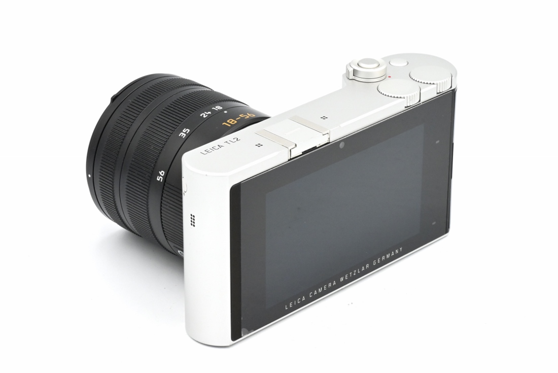 Беззеркальная фотокамера Leica TL2 kit Vario-Elmar-TL 18–56 мм, f/3.5-5.6 ( состояние 5-)