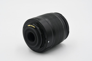 Объектив Canon EF-S 18-55mm f/3.5-5.6 III (состояние 5-)
