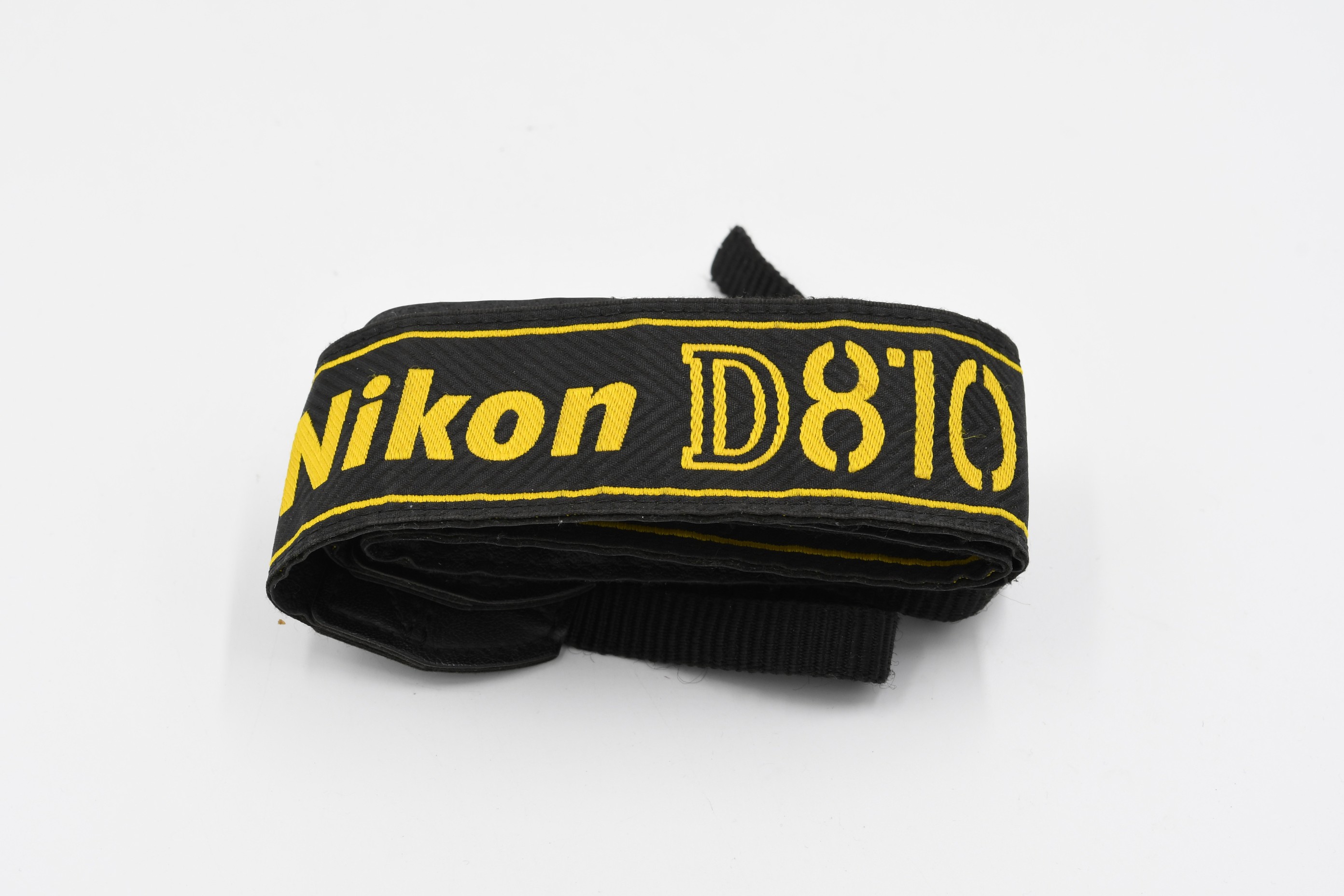 Ремень Nikon D810, широкий (40мм) (состояние 5)