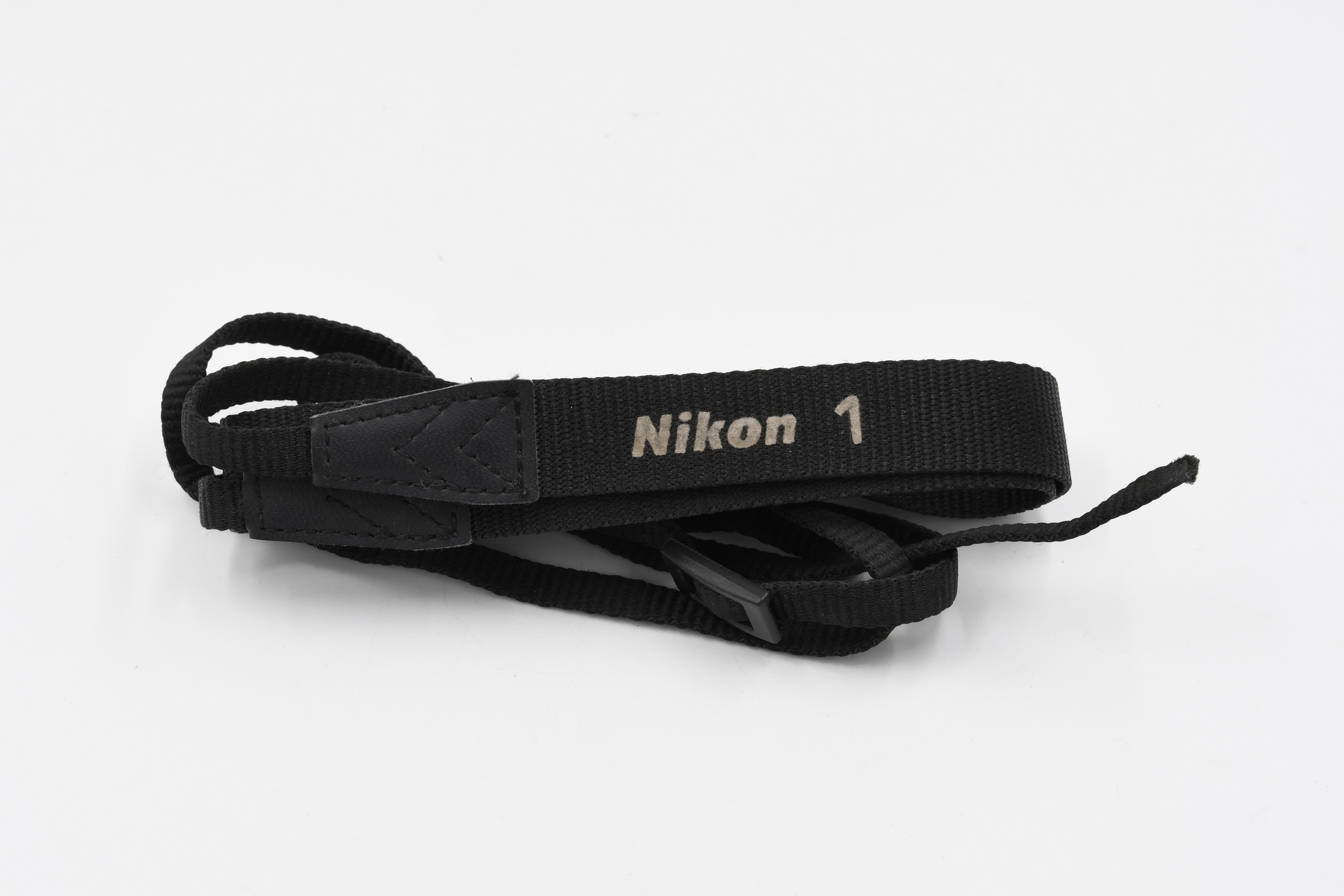 Ремень Nikon чёрный, узкий (20мм) (состояние 5)