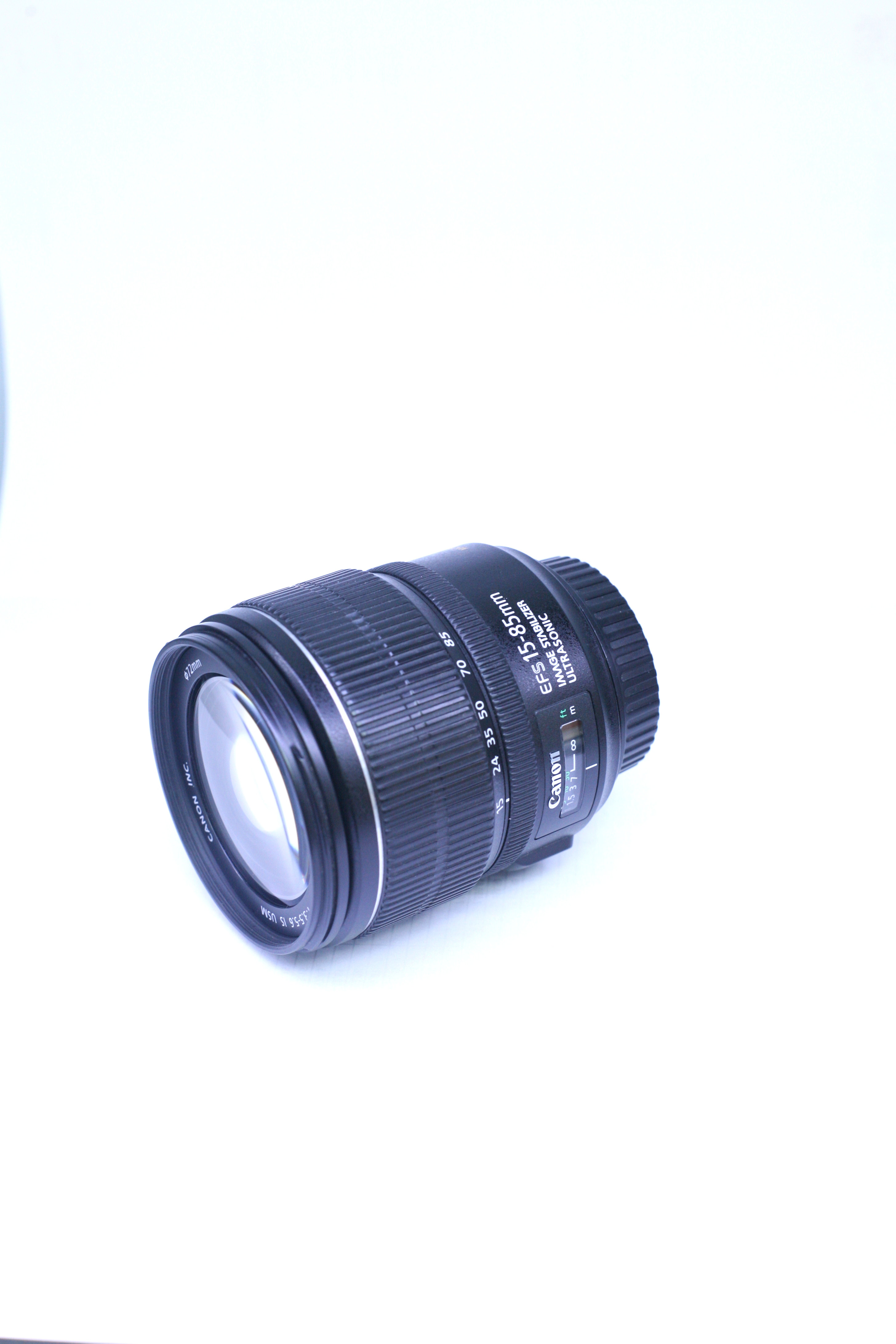  Canon EF-S 15-85mm f/3.5-5.6 IS USM ( 5-)