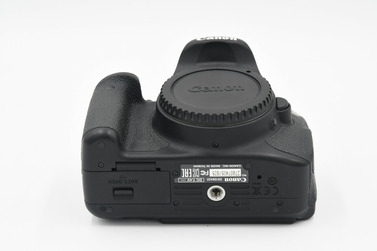 Зеркальный фотоаппарат Canon EOS 700D Body (состояние 5)