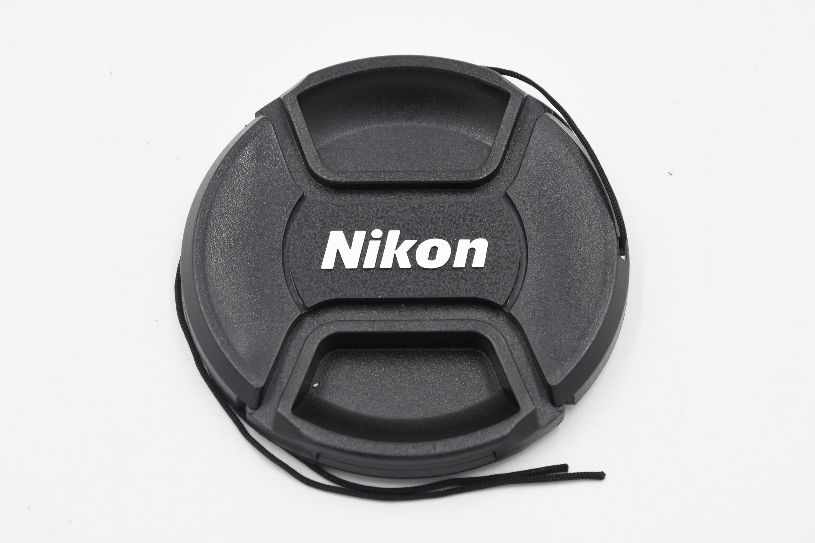 Крышка для объектива Nikon  77мм (б.у. состояние 5)