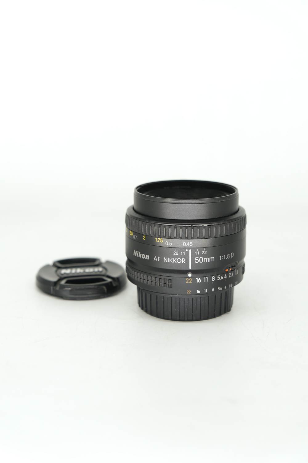 Объектив Nikon 50mm f/1.8D AF Nikkor (б/у, состояние 5)