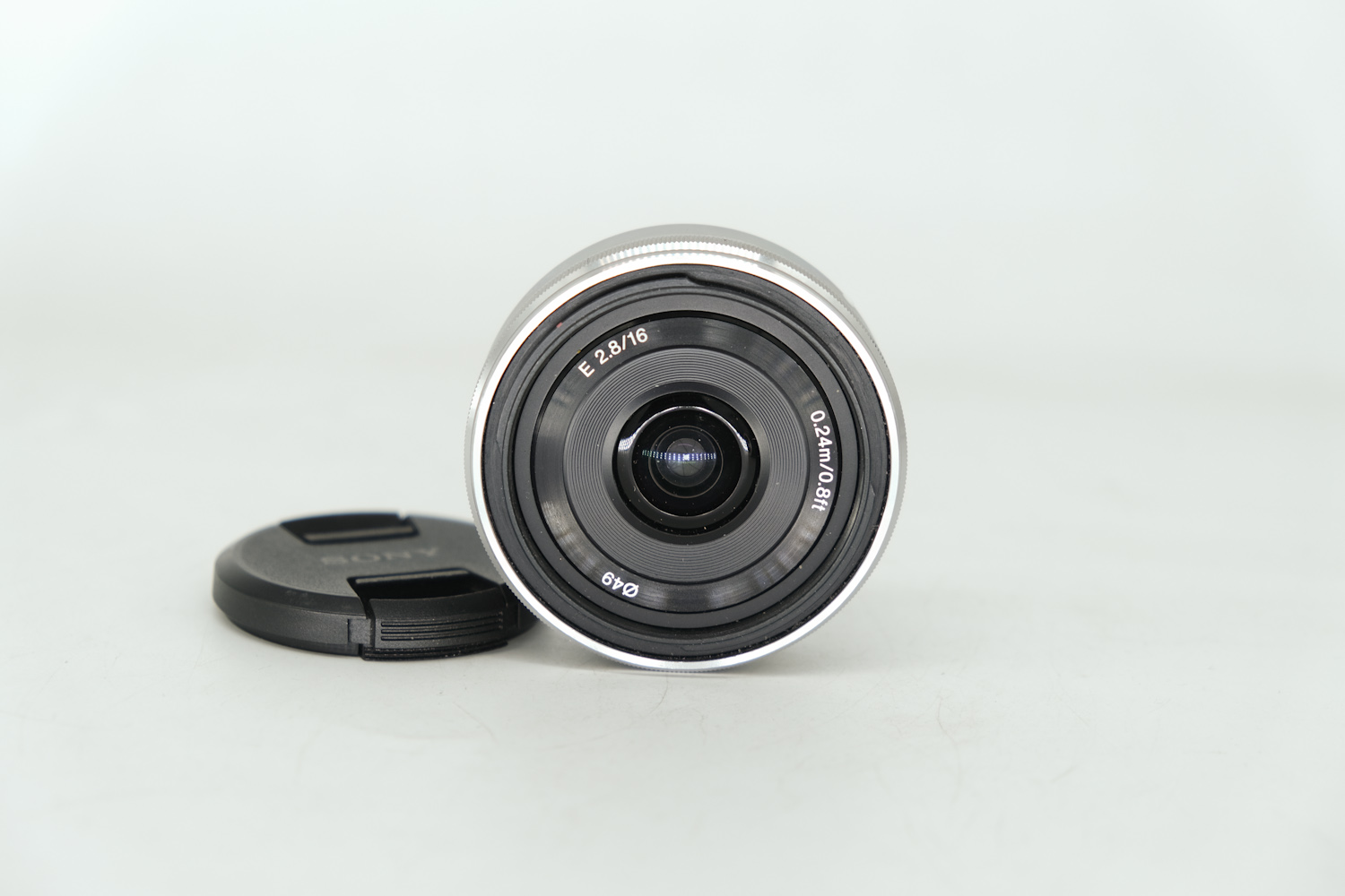 Объектив Sony E 16mm f/2.8 (SEL-16F28) (б/у, состояние 5)