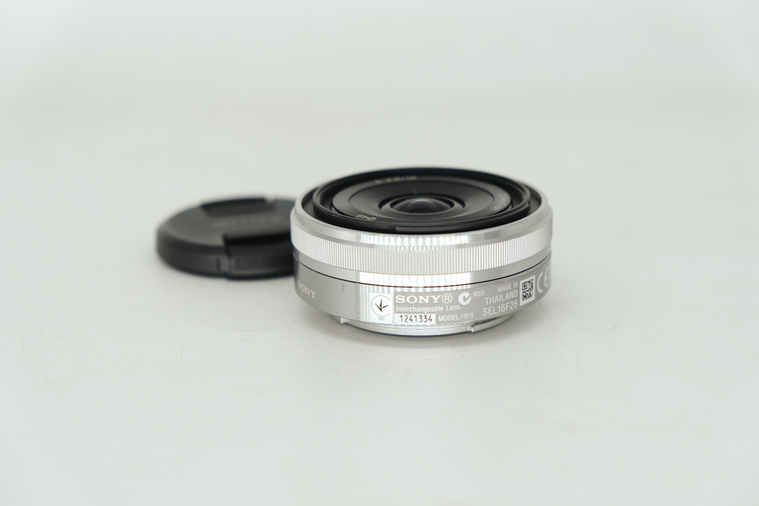 Объектив Sony E 16mm f/2.8 (SEL-16F28) (б/у, состояние 5)