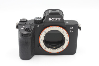 Беззеркальный фотоаппарат Sony A7 III Body (б.у. состояние 5-)