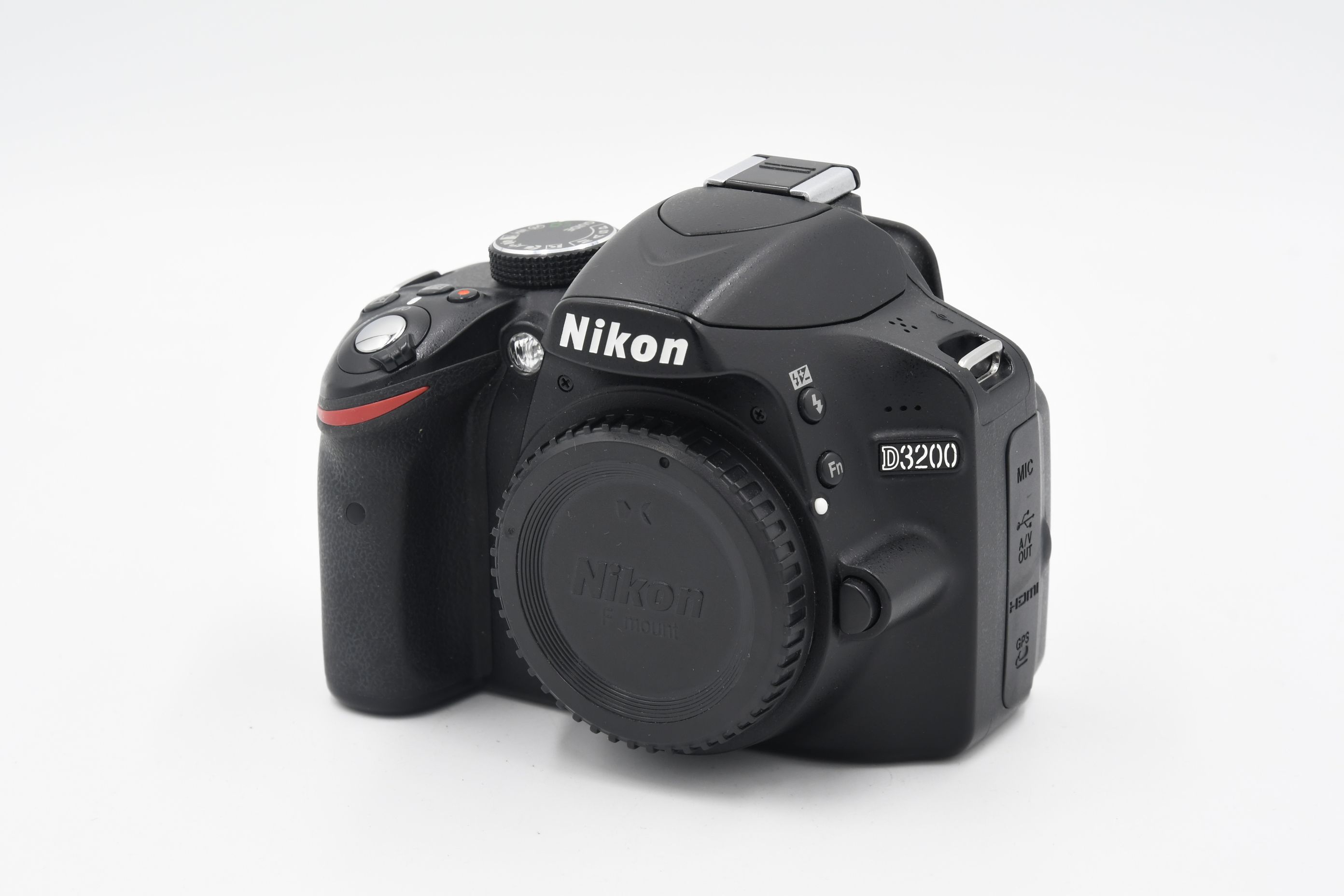 Зеркальный фотоаппарат Nikon D3200 Body (состояние 5)